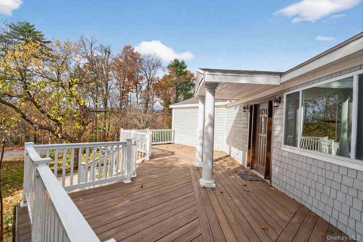 Property Photo:  356 Old Stage Road  NY 12477 