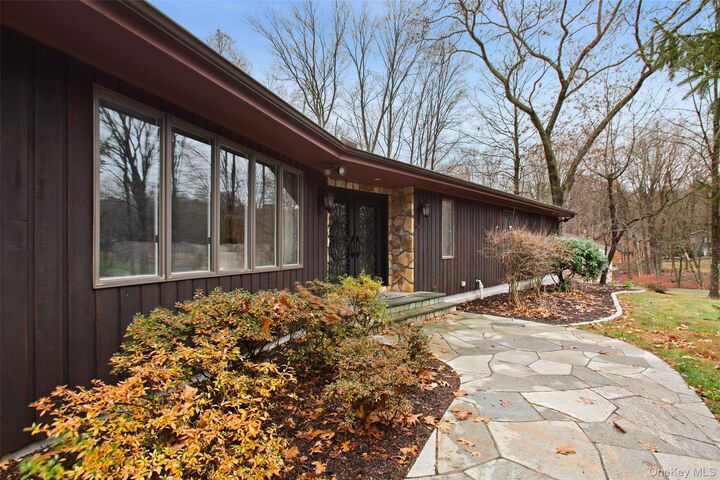 22 Franklin Drive  Mahopac NY 10541 photo