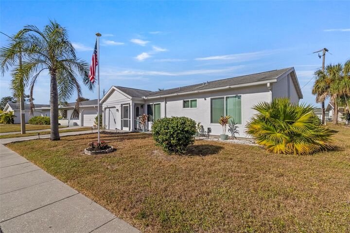 Property Photo:  8250 Pickwick Road  FL 34287 