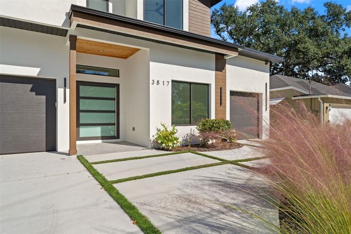 Property Photo: 3817 W San Nicholas Street FL 33629