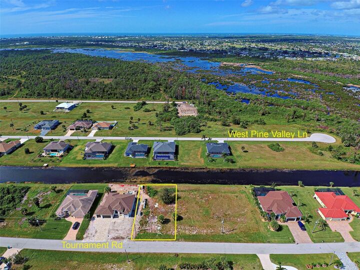 Property Photo: 159 Tournament Road FL 33947