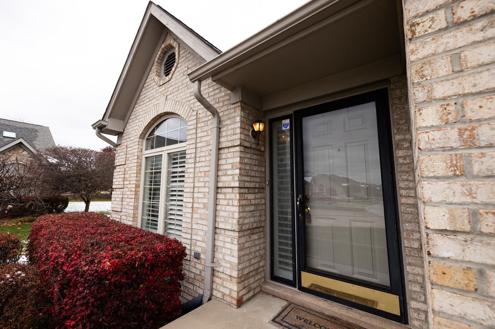 Property Photo: 15955 Bentley Cir Drive MI 48044