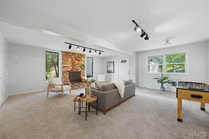 Property Photo: 31 Bon Hills Drive MO 63132