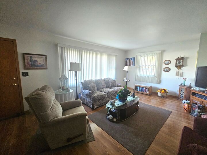 Property Photo: 23311 W Peterson Drive IL 60586