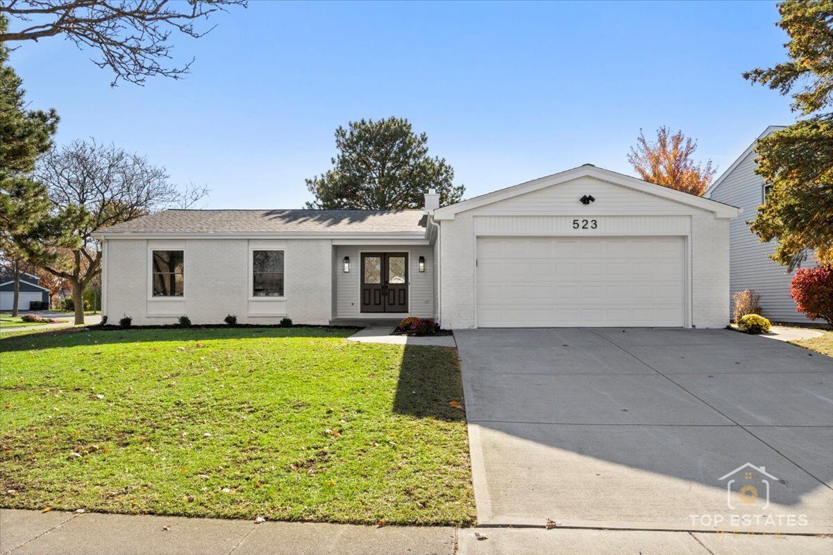 Property Photo: 523 Hamilton Avenue IL 60559