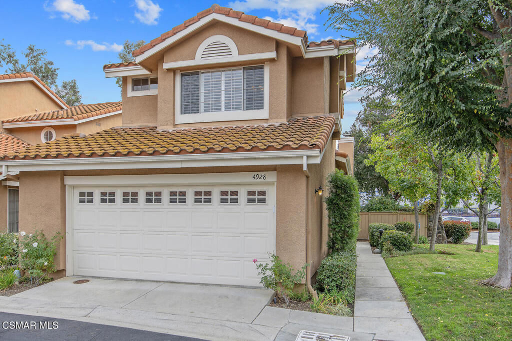Property Photo:  4928 Lazio Way  CA 91377 