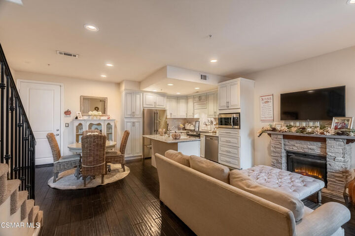 Property Photo:  1160 Vista Canyon Lane 26  CA 91320 