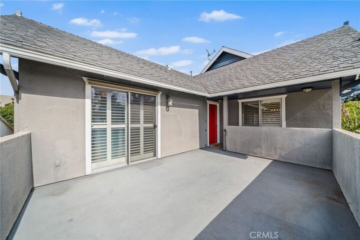 Property Photo:  431 E Washington  CA 92866 
