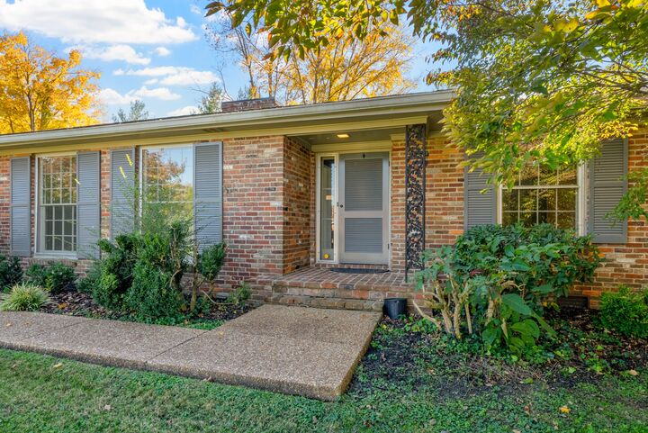 Property Photo:  315 Irene Dr  TN 37043 