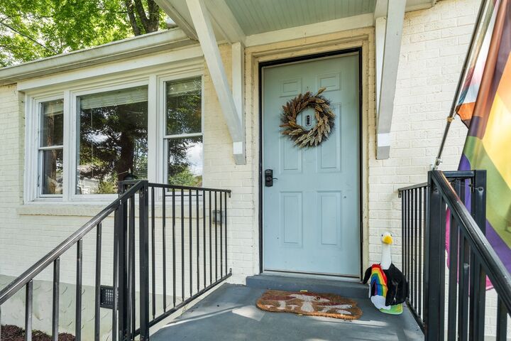 Property Photo: 1210 Chester Ave TN 37206