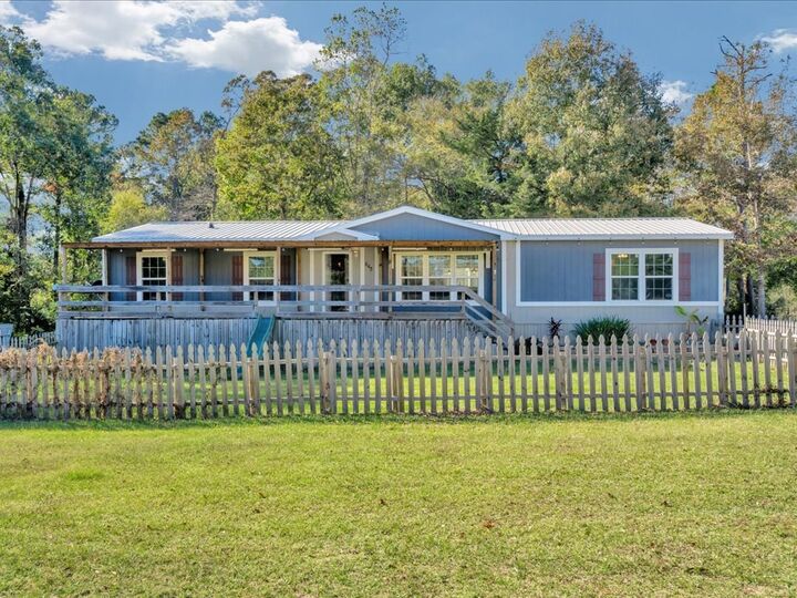 Property Photo: 645 Hh Allen Road TX 75904