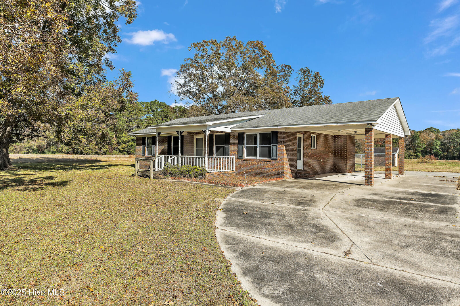 Property Photo: 1968 Belgrade Swansboro Road NC 28555