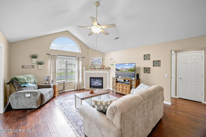 Property Photo:  7712 E Watermark Drive 16-7712  OH 45840 