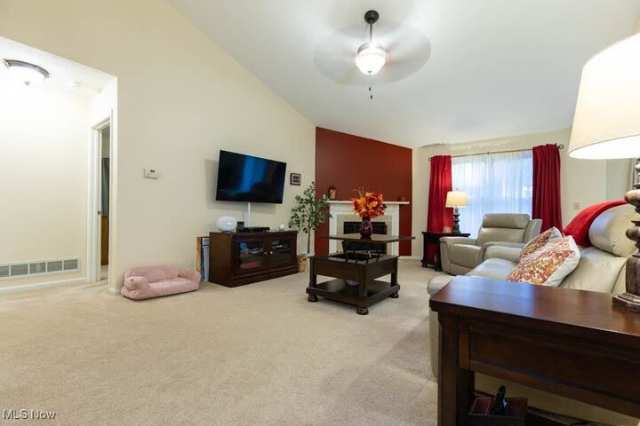 Property Photo:  10314 Dayflower Drive  OH 44087 