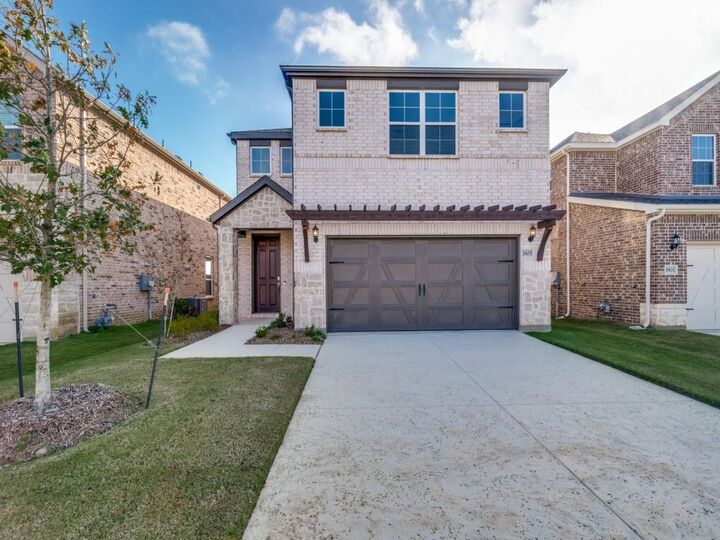 Property Photo: 3905 Lynx Court TX 75068