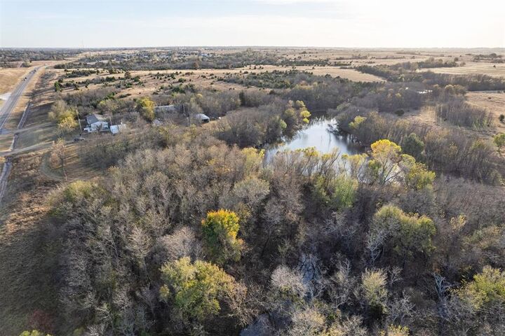 Property Photo: 914 S Highway 4 OK 73010