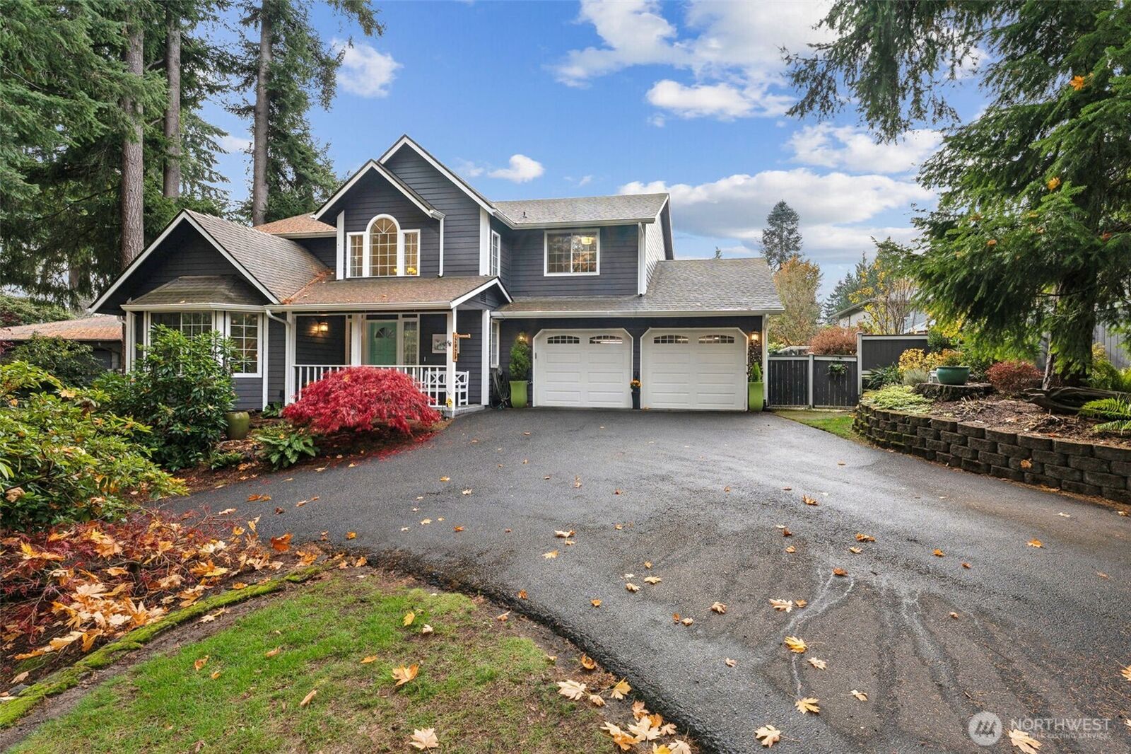 Property Photo:  2025  Eskridge Boulevard SE  WA 98501 