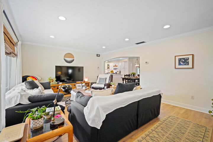 Property Photo:  10611 NW 18th Place  FL 33026 