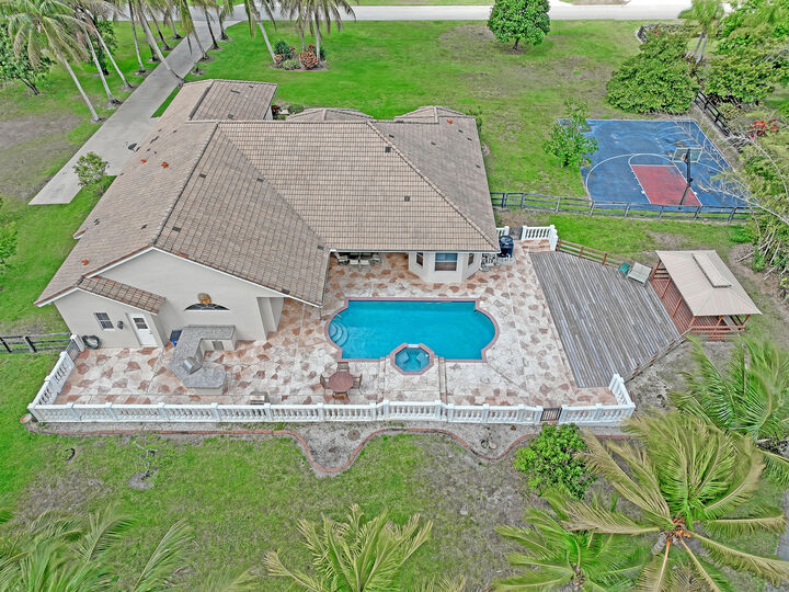Property Photo:  1794 Trotter Court  FL 33414 