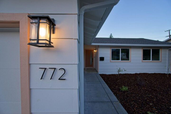 Property Photo:  772 Jeffrey Avenue  CA 95008 