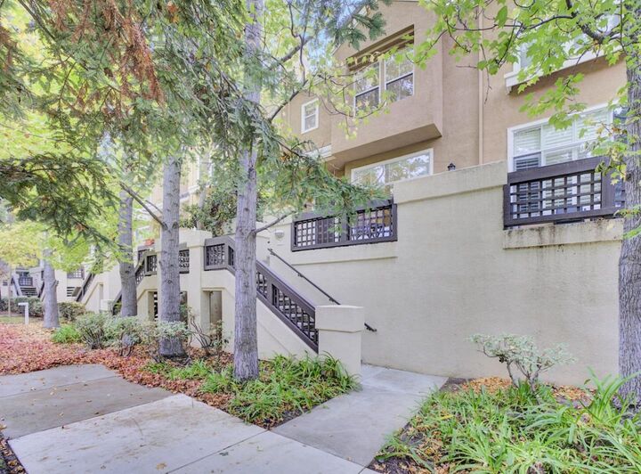 Property Photo: 441 Camille Circle 13 CA 95134