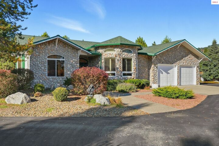 Property Photo: 573 Tam Tam ID 83860