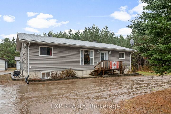 716 Cybulski Road — photo 1