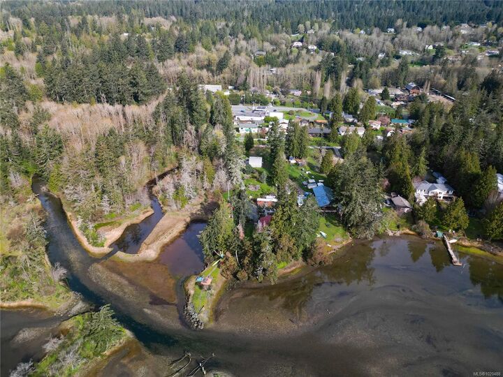 Property Photo:  5523 Croydon Pl  BC V9Z 0C7 