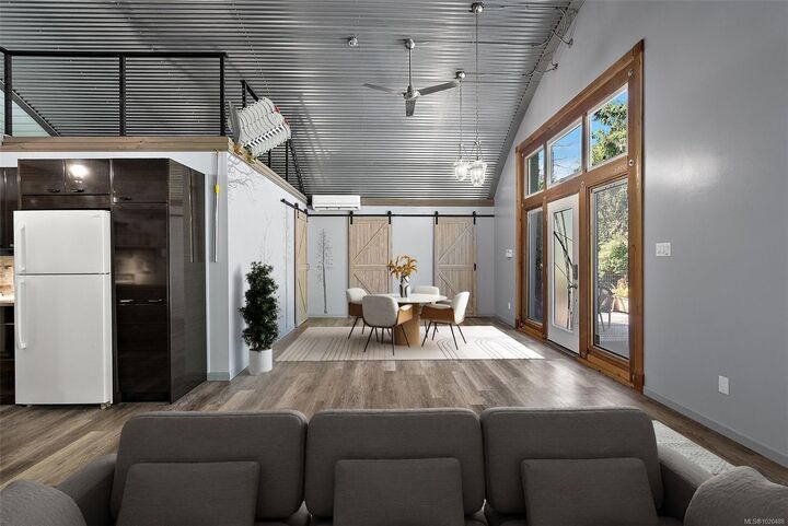 Property Photo:  5523 Croydon Pl  BC V9Z 0C7 