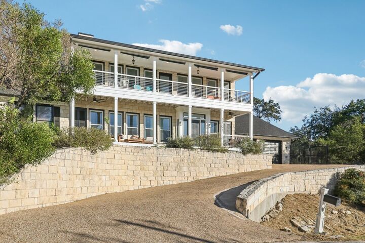 Property Photo:  5101 Country Club Drive  TX 78645 