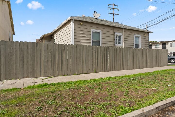 Property Photo:  3834 Waller Avenue  CA 94804 