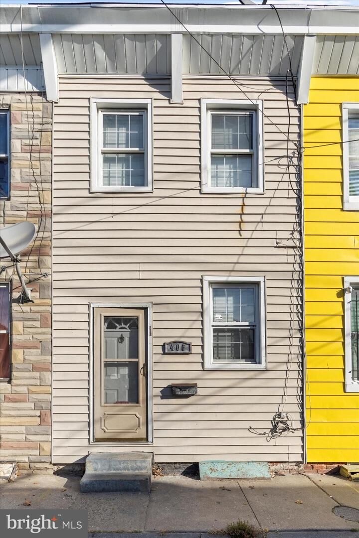 Property Photo: 406 Cambria Street MD 21225