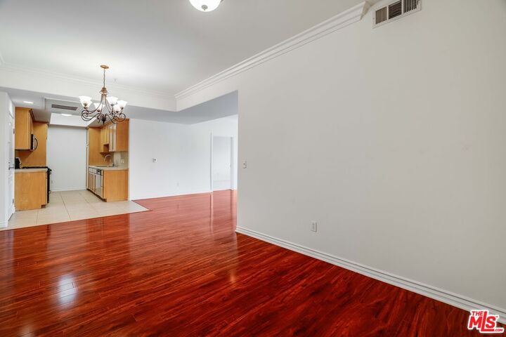 Property Photo: 3328 Oakhurst Ave CA 90034