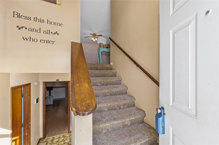 Property Photo: 1118 Linden Court IL 62522