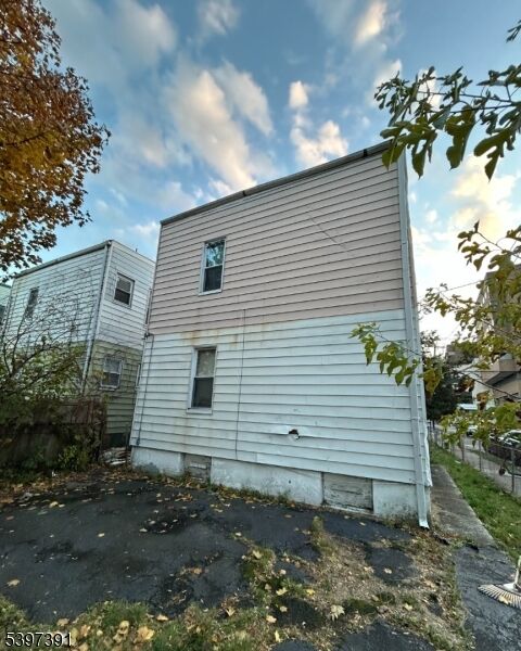 Property Photo:  195 Lehigh Ave  NJ 07112 