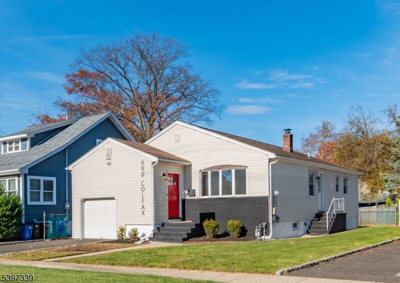 Property Photo: 606 Colfax Ave NJ 07033