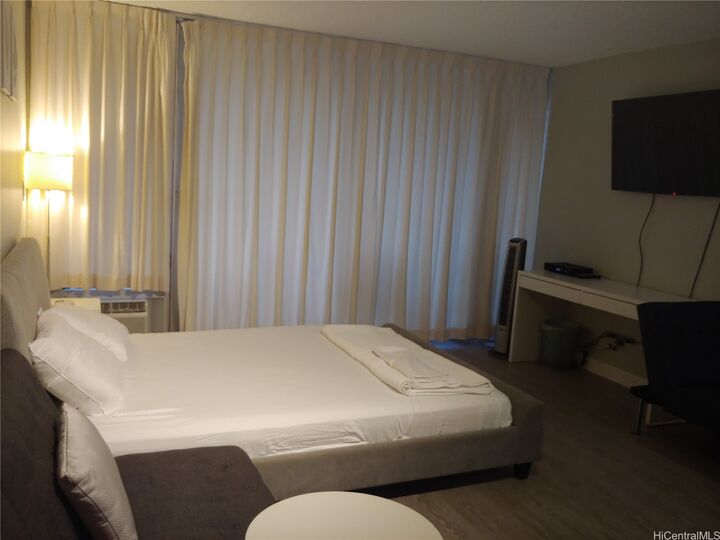 Property Photo:  2345 Ala Wai Boulevard 1010  HI 96815 