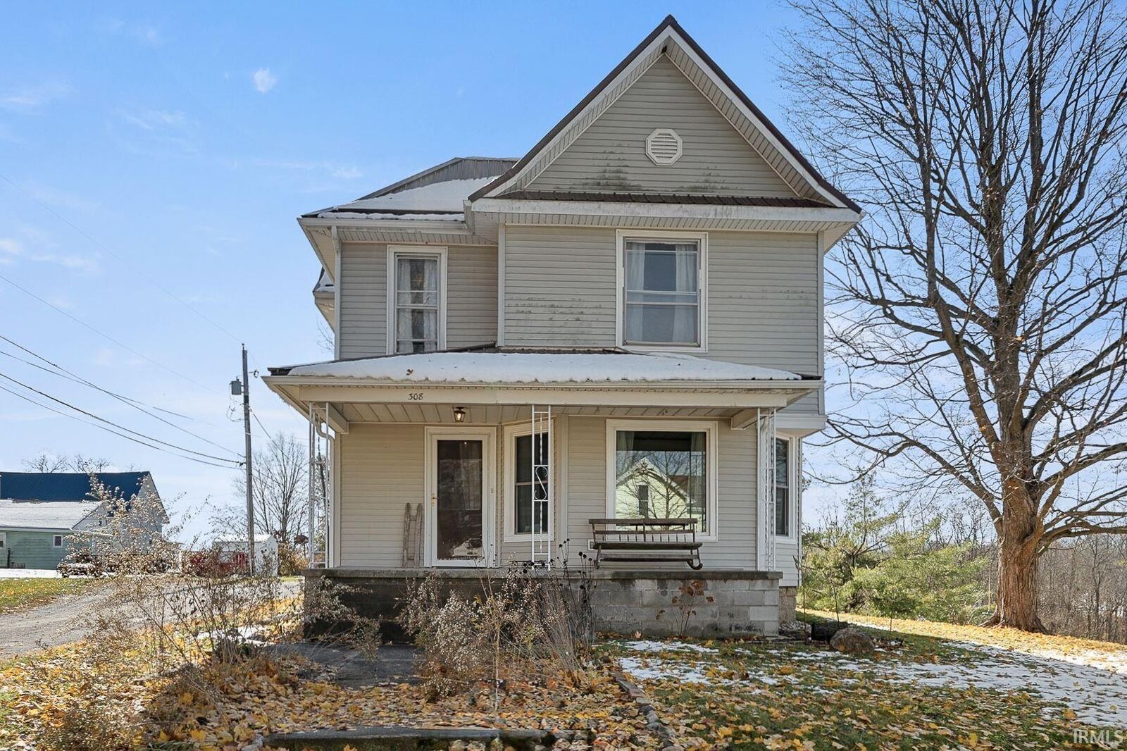 Property Photo: 308 W Jefferson Street IN 46701-1016