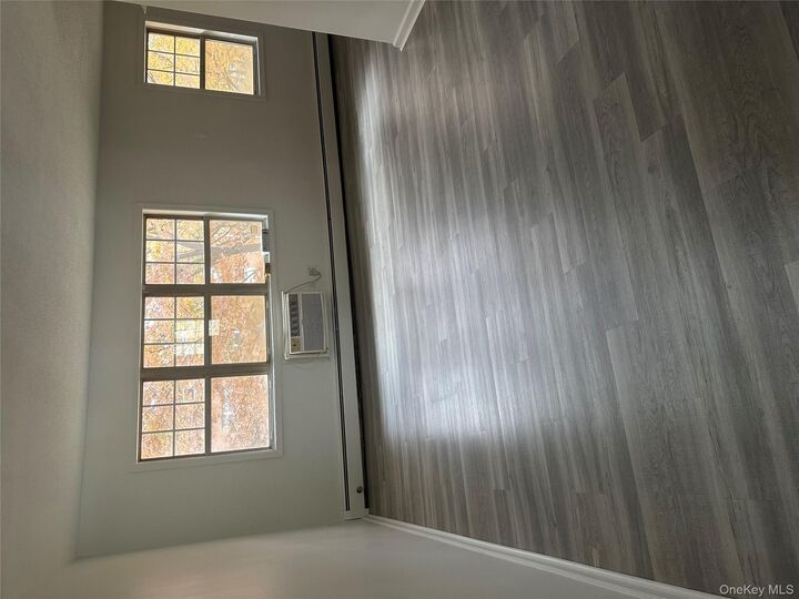 Property Photo:  603 Barclay Manor 6C  NY 12550 