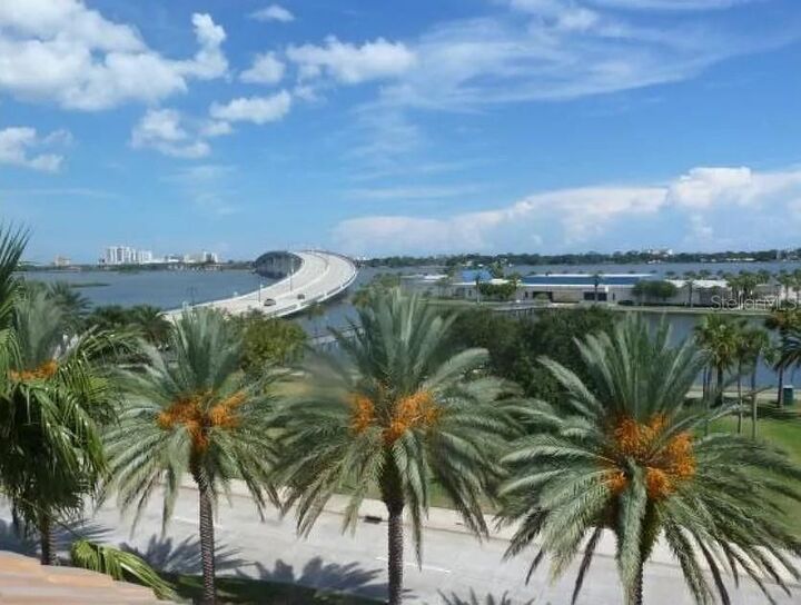 Property Photo: 128 S Beach Street 206 FL 32114