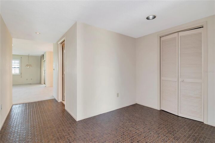 Property Photo: 6606 11th Avenue W FL 34209