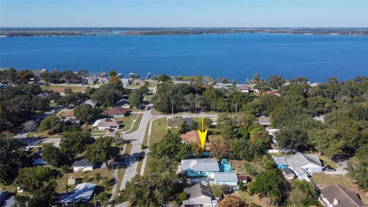 Property Photo: 206 W Silverton Street FL 34715