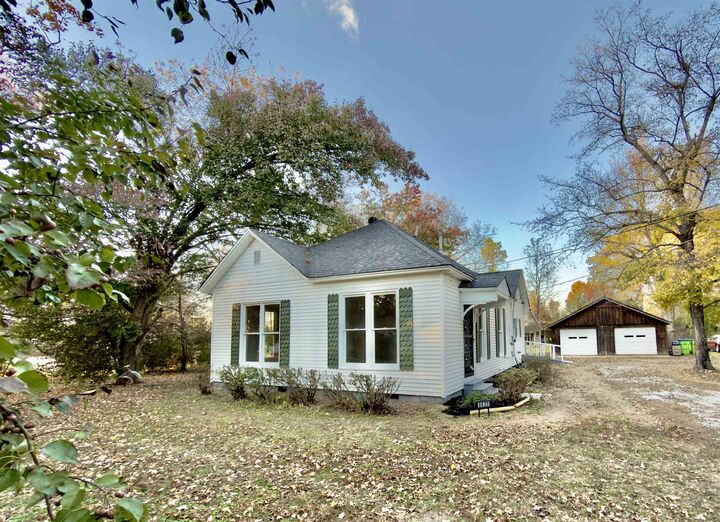 Property Photo:  8620 Kerrville-Rosemark Rd  TN 38053 