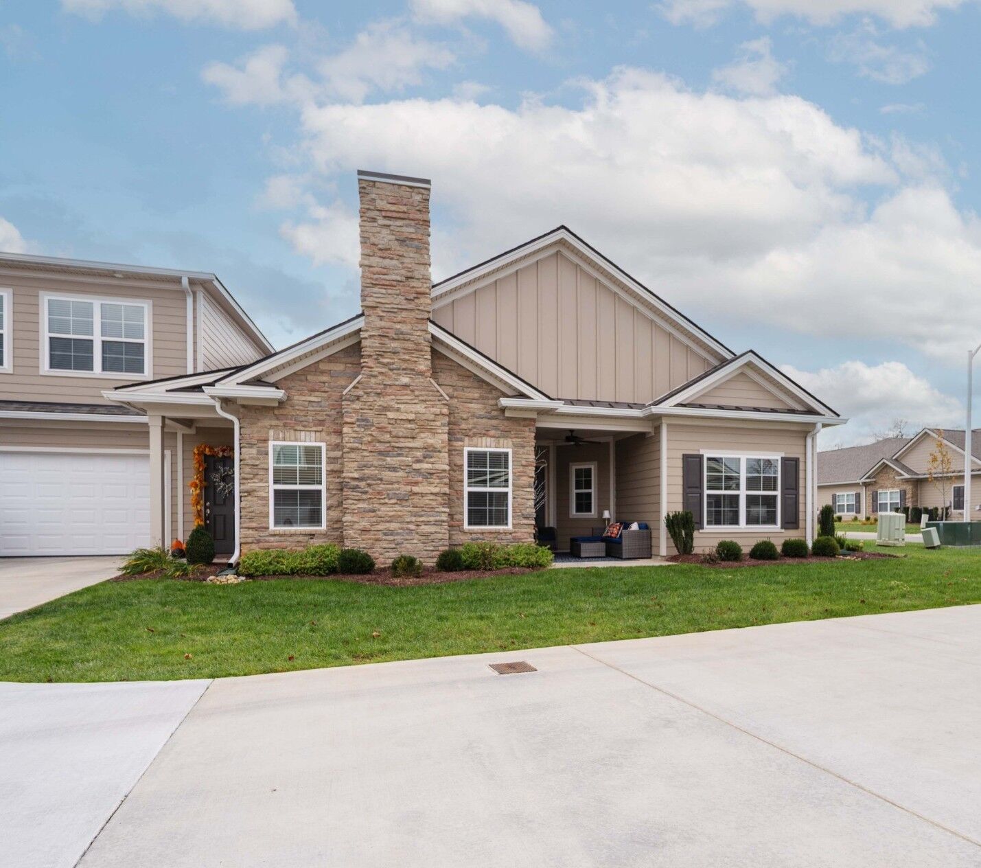 Property Photo:  2664 Stonecenter Ln  TN 37128 