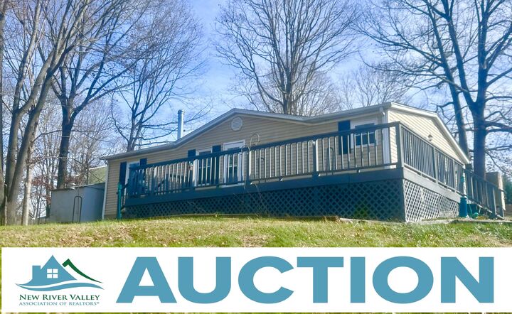 505 North Drive  Christiansburg VA 24073 photo