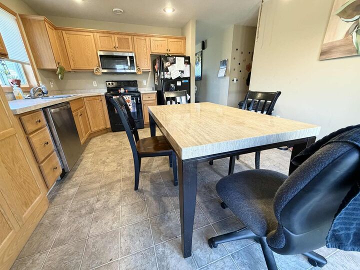 Property Photo:  505 Willow Avenue  MN 55329 