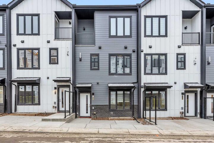 124 Arbour Lake Court NW — photo 1