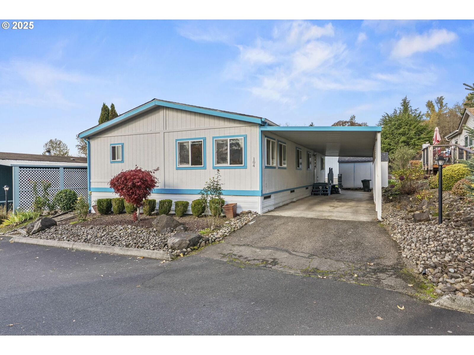 Property Photo: 5400 Meeker Dr 104 WA 98625