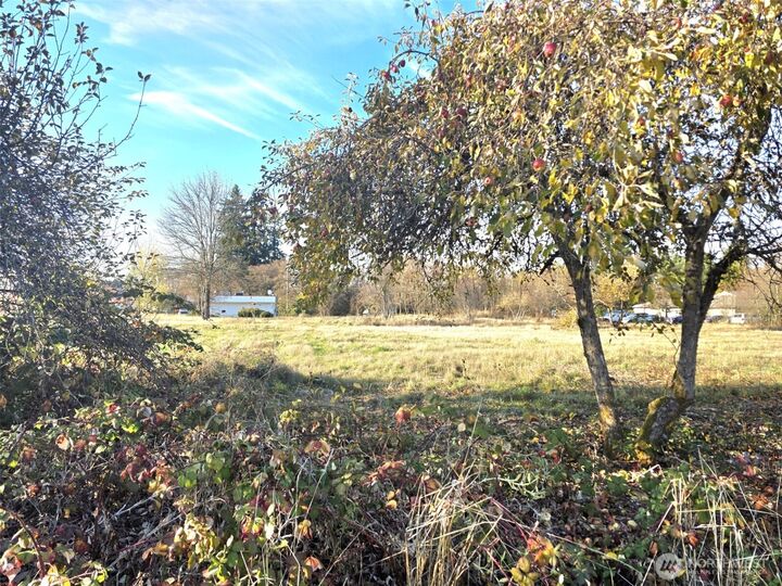 Property Photo: 606 Yelm Avenue W WA 98597