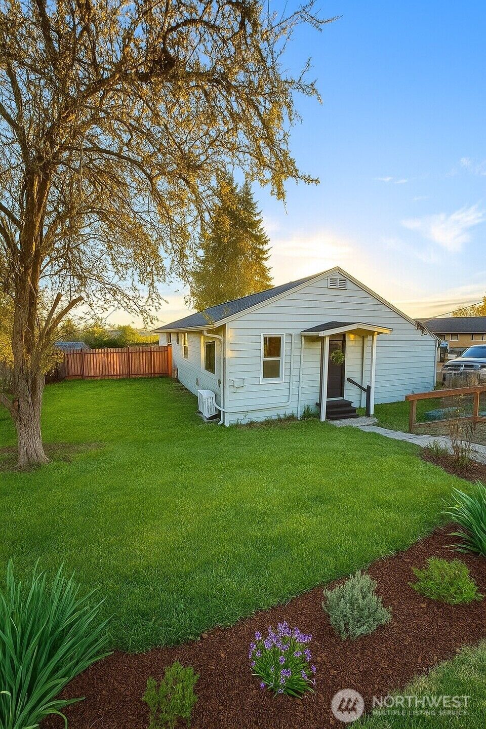 Property Photo: 229 Oak Street A WA 98310